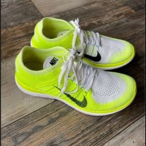Nike Free Flyknit 4.0 Women’s size 9